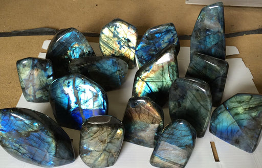 Labradorite free form
